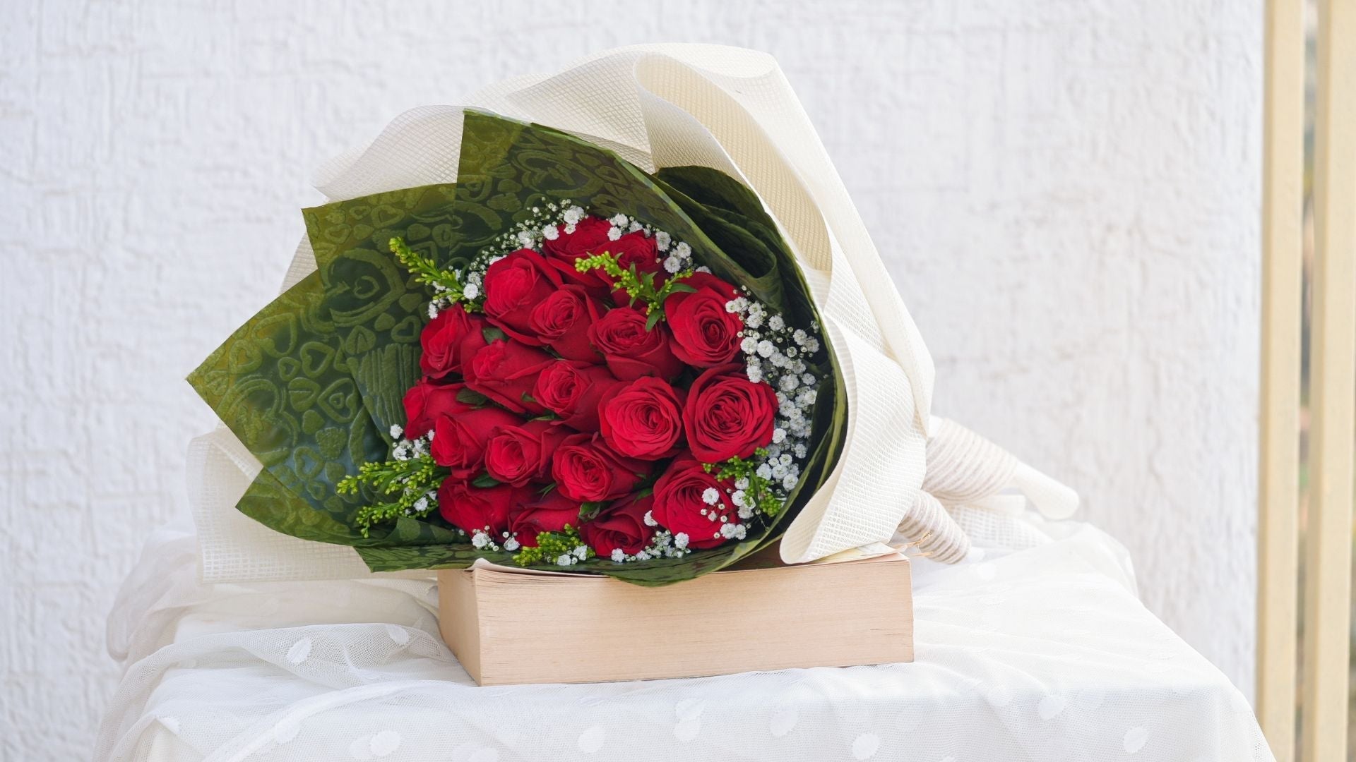 Why Red Roses Are The Best Gift For Valentine’s Day – Hanabee